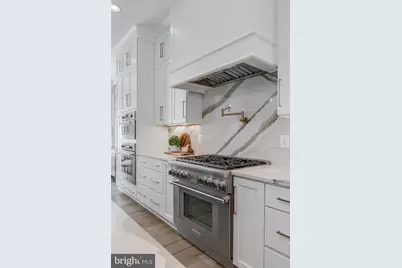 8201 River Road, Bethesda, MD 20817 - Photo 13