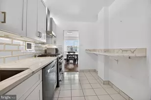 5500 Friendship Blvd, Chevy Chase, MD 20815 - Photo 9