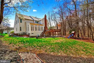 21 Hackett Ct, Poolesville, MD 20837 - Photo 5