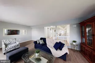 18428 Point Seneca Pl, Germantown, MD 20874 - Photo 3