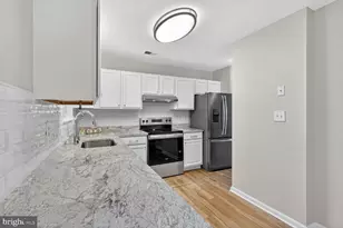 8 Suncroft Ct, Silver Spring, MD 20904 - Photo 7