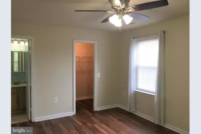 18318 Streamside Drive #304, Gaithersburg, MD 20879 - Photo 9