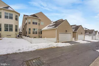 23059 Winged Elm Drive, Clarksburg, MD 20871 - Photo 3