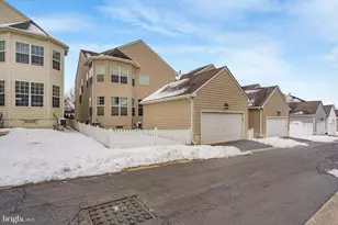 23059 Winged Elm Dr, Clarksburg, MD 20871 - Photo 3