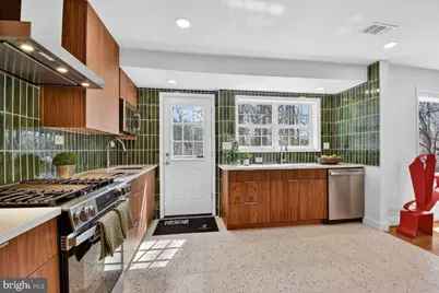 10605 Meadowhill Road, Silver Spring, MD 20901 - Photo 11