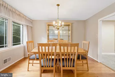 6011 Bradley Boulevard, Bethesda, MD 20817 - Photo 5