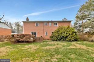 6011 Bradley Blvd, Bethesda, MD 20817 - Photo 35