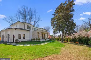 6116 Eastview St, Bethesda, MD 20817 - Photo 5