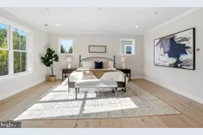 5600 Oakmont Avenue, Bethesda, MD 20817 - Photo 7