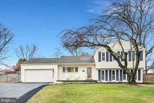 15020 Rocking Spring Dr, Rockville, MD 20853 - Photo 3