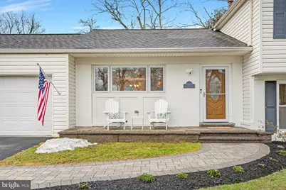 15020 Rocking Spring Drive, Rockville, MD 20853 - Photo 5