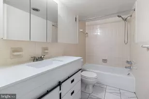 1111 University Blvd W, Silver Spring, MD 20902 - Photo 15