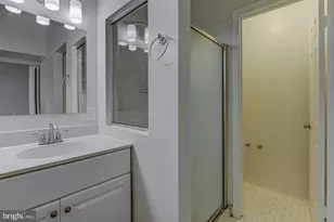 20324 Butterwick Way, Montgomery Village, MD 20886 - Photo 23