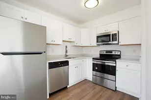 17738 Larchmont Terrace, Gaithersburg, MD 20877 - Photo 15