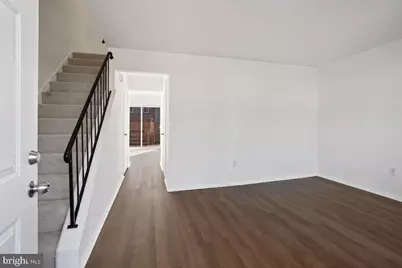 17738 Larchmont Terrace, Gaithersburg, MD 20877 - Photo 3