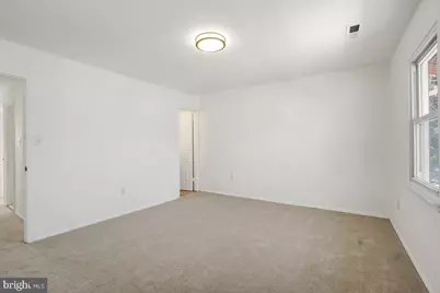 17738 Larchmont Terrace, Gaithersburg, MD 20877 - Photo 25