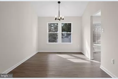 19031 McFarlin Drive, Germantown, MD 20874 - Photo 11