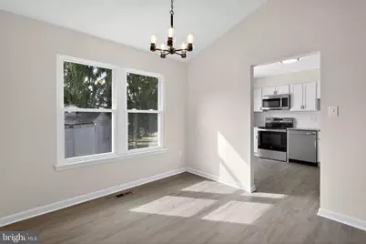 19031 McFarlin Drive, Germantown, MD 20874 - Photo 9