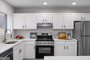 10656 Weymouth St, Bethesda, MD 20814 - Photo 7