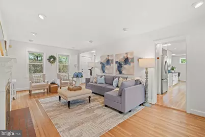 5706 Wilson Lane, Bethesda, MD 20817 - Photo 3