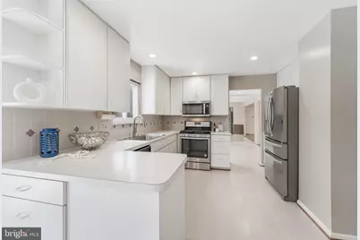 11433 Beechgrove Lane, Potomac, MD 20854 - Photo 15