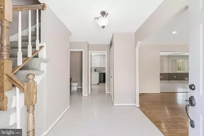 11433 Beechgrove Lane, Potomac, MD 20854 - Photo 5