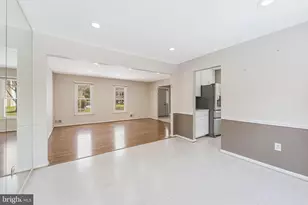 11433 Beechgrove Ln, Potomac, MD 20854 - Photo 11