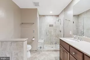 11433 Beechgrove Ln, Potomac, MD 20854 - Photo 29