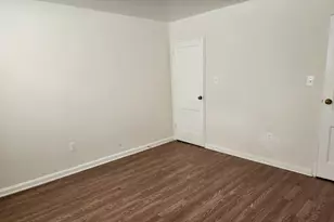 8201 Houston Ct, Takoma Park, MD 20912 - Photo 7