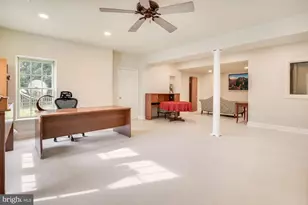 709 Amelia Island Ct, Ashton, MD 20861 - Photo 25