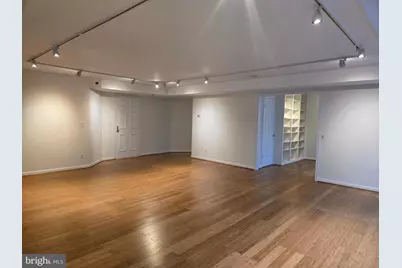 5450 Whitley Park Terrace #HR-912, Bethesda, MD 20814 - Photo 9