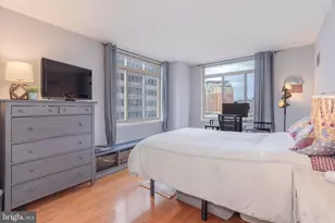 4801 Fairmont Ave, Bethesda, MD 20814 - Photo 11