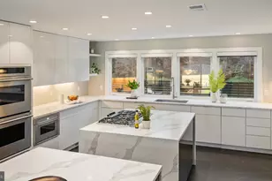 6704 Arroyo Ct, North Bethesda, MD 20852 - Photo 13