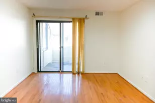 9936 Hellingly Pl, Montgomery Village, MD 20886 - Photo 13