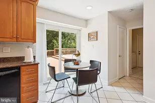 14713 Dunleith St, North Potomac, MD 20878 - Photo 9