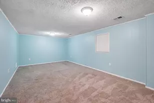 10 Ingleside Ct, Rockville, MD 20850 - Photo 35