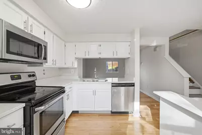 18916 Port Haven Place, Germantown, MD 20874 - Photo 7