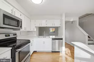 18916 Port Haven Pl, Germantown, MD 20874 - Photo 7