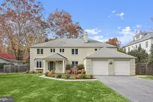 8512 Burning Tree Rd, Bethesda, MD 20817 - Photo 1