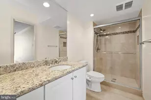 7420 Westlake Terrace, Bethesda, MD 20817 - Photo 15