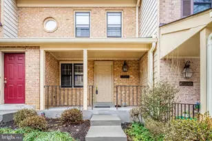 12312 Sweetbough Ct, North Potomac, MD 20878 - Photo 3