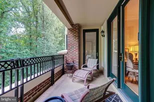 10401 Strathmore Park, North Bethesda, MD 20852 - Photo 17