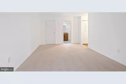 411 Christopher Avenue #33, Gaithersburg, MD 20879 - Photo 17