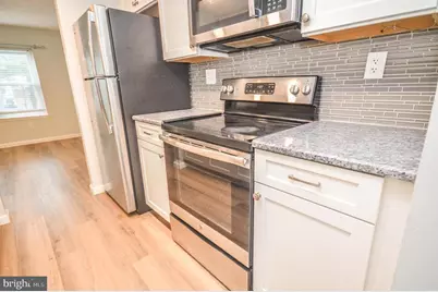 12521 Laurel Grove Place, Germantown, MD 20874 - Photo 9