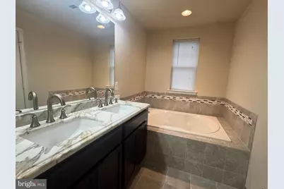 11888 Country Squire Way, Clarksburg, MD 20871 - Photo 17