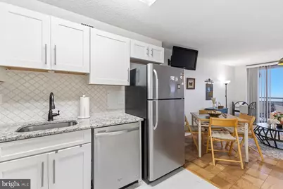 5225 Pooks Hill Road #1717N, Bethesda, MD 20814 - Photo 13