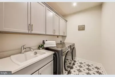 6934 Renita Lane, Bethesda, MD 20817 - Photo 17