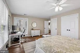 5715 Balsam Grove Ct, North Bethesda, MD 20852 - Photo 17