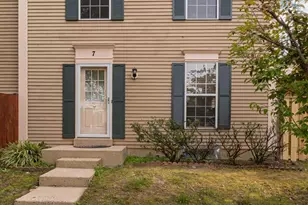 7 Valleyfield Ct, Silver Spring, MD 20906 - Photo 3