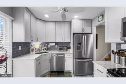 7228 Millcrest Terrace #6-3, Derwood, MD 20855 - Photo 9